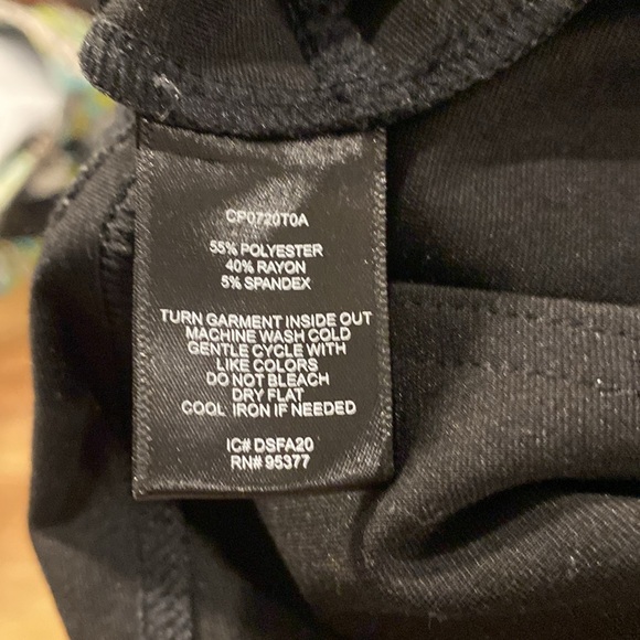 Chic pull-on black and gray stretch pants.  Sanctuary brand.  Size Large, NWT. - Picture 6 of 6